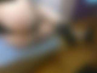 Live cam show with eblata04 - Smoking on Hubzter Live