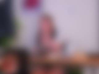 Live cam show with LynetteArrowsmith - Normal on CamwithHer