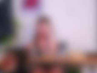 Live cam show with LynetteArrowsmith - Eating Pussy on CSO-WL
