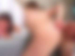 Live cam show with LynetteArrowsmith - Eating Pussy on Camming Site