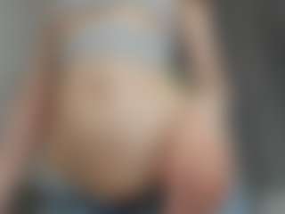 Live cam show with BreckBenny - Beauty on AdultVida.com