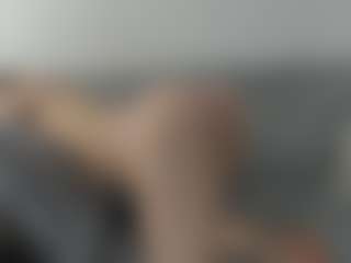 Live cam show with BreckBenny - Show on hrnylive.com