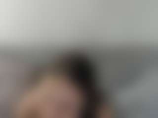 Live cam show with BreckBenny - Joi on eurowanks.com