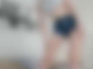 Live cam show with BreckBenny - Dildo Or Vibrator on SpunkLive