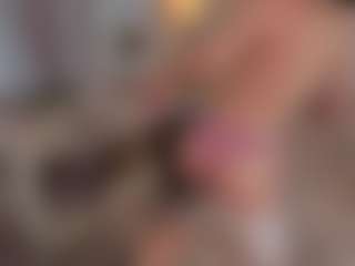 Live cam show with BreckBenny - Cock Rating on CamwithHer