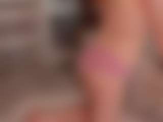 Live cam show with BreckBenny - Beauty on crypto-cams