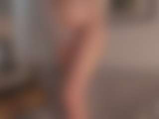 Live cam show with BreckBenny - Public Brown Hair on Nude Live Now