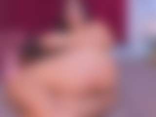 Live cam show with JESSY-CORTES - Facial Piercings on Hubzter Live