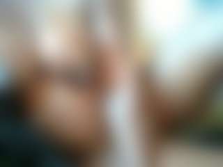 Live cam show with laurah95 - Strapon on SinfulBabes