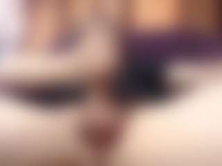 Live cam show with Mykolashka - Irish on hotwifechat.live