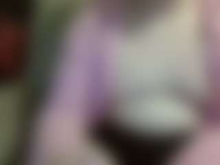 Live cam show with average-girl - Thong on Soda Cam