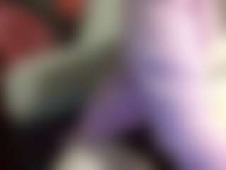 Live cam show with average-girl - Joi on intimatelivegirls.com