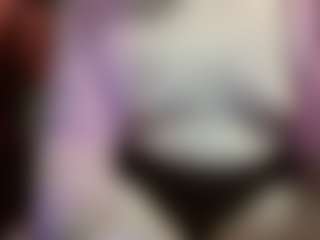 Live cam show with average-girl - Role Play on live18s.com