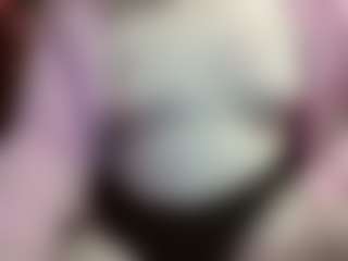 Live cam show with average-girl - Hairy Pussy on Camiplay Live