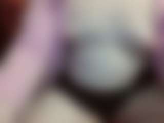Live cam show with average-girl - Average on https://playwithruby.com