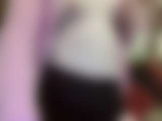 Live cam show with average-girl - Average on Milfs Live