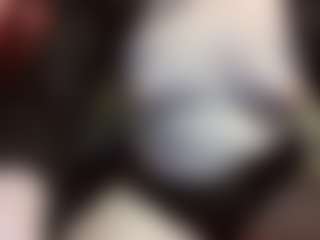 Live cam show with average-girl - Thong on CamwithHer