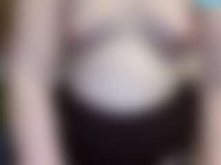 Live cam show with average-girl - Amateur Brown Hair on Camming Site
