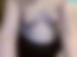 Live cam show with average-girl - Solo on Camsoda