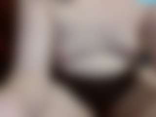 average-girl's Live Sex Cam Show
