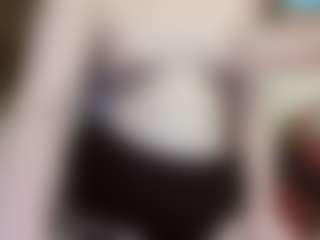 Live cam show with average-girl - Solo on https://playwithruby.com