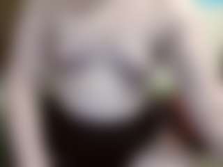 Live cam show with average-girl - Lush on nudelive.tv