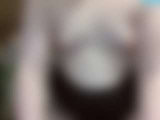 average-girl's Live Sex Cam Show