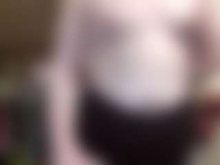 Live cam show with average-girl - Solo on Camsoda