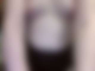 average-girl's Live Sex Cam Show