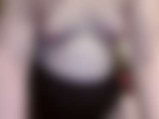 average-girl's Live Sex Cam Show