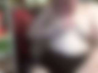Live cam show with average-girl - Solo on hrnylive.com