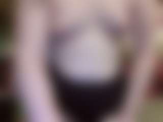 average-girl's Live Sex Cam Show