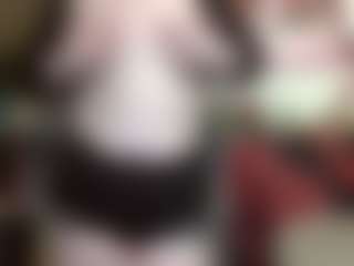 Live cam show with average-girl - Thick on Camiplay Live