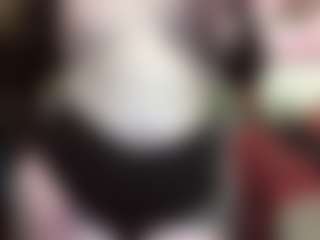 Live cam show with average-girl - Spank on AdultVida.com