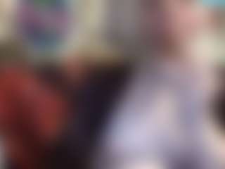 Live cam show with average-girl - Fingering on slutload