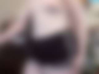 Live cam show with average-girl - Thong on slutload
