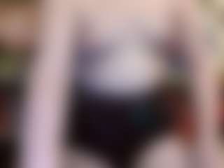 Live cam show with average-girl - Thong on SpankPalCams
