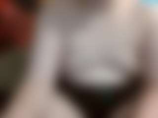 Live cam show with average-girl - Athletic White on Soda Cam | united states