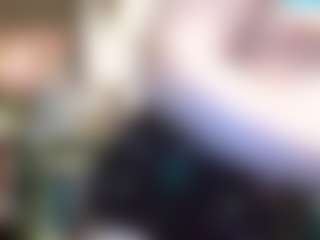 Live cam show with average-girl - Average on crypto-cams