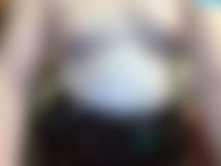Live cam show with average-girl - Average on Soda Cam