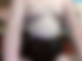 Live cam show with average-girl - Fingers on Camsoda