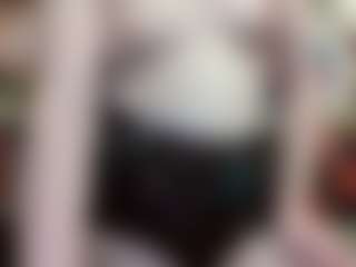 Live cam show with average-girl - Average on Fit Hotties