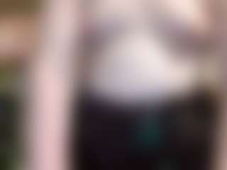 Live cam show with average-girl - Joi on xDating