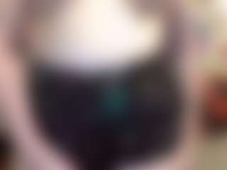 average-girl's Live Sex Cam Show