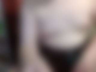 Live cam show with average-girl - Hairy Pussy Teen (18+) on hotwifechat.live