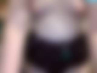 Live cam show with average-girl - Cute on TastyBlacksLive