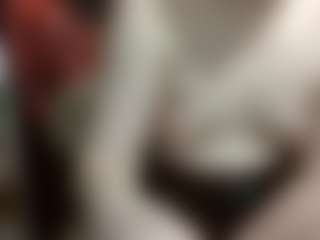 average-girl's Live Sex Cam Show