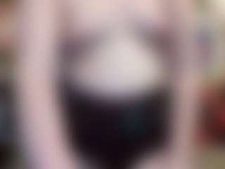 average-girl's Live Sex Cam Show