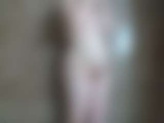 average-girl's Live Sex Cam Show