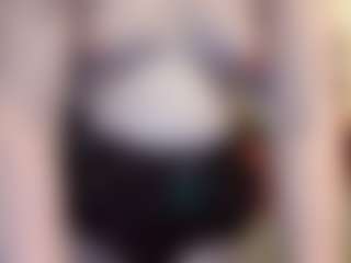 average-girl's Live Sex Cam Show